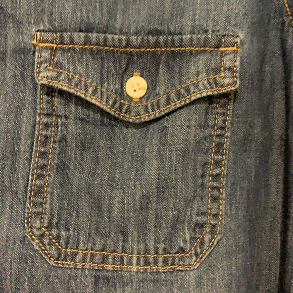 Universal Thread Denim Top - Picture 3 of 6